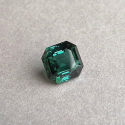 Indicolite tourmaline (TR114)