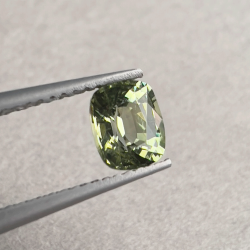 Green sapphire (SP108)