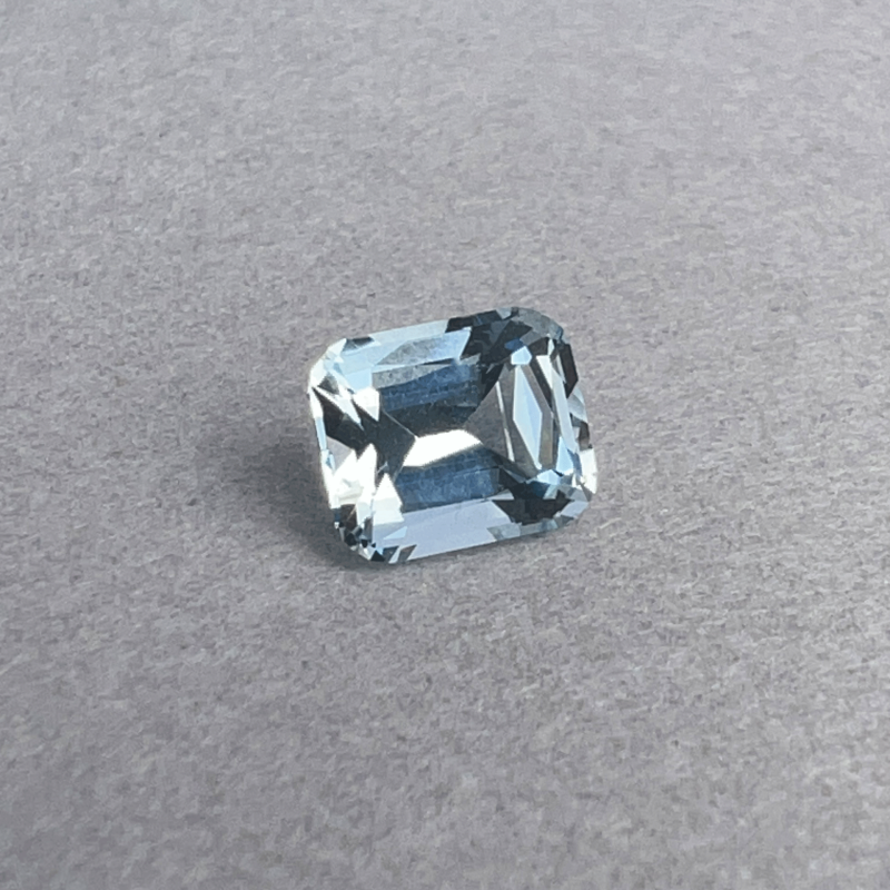 Aquamarine (AQ103) Aquamarine (AQ103)